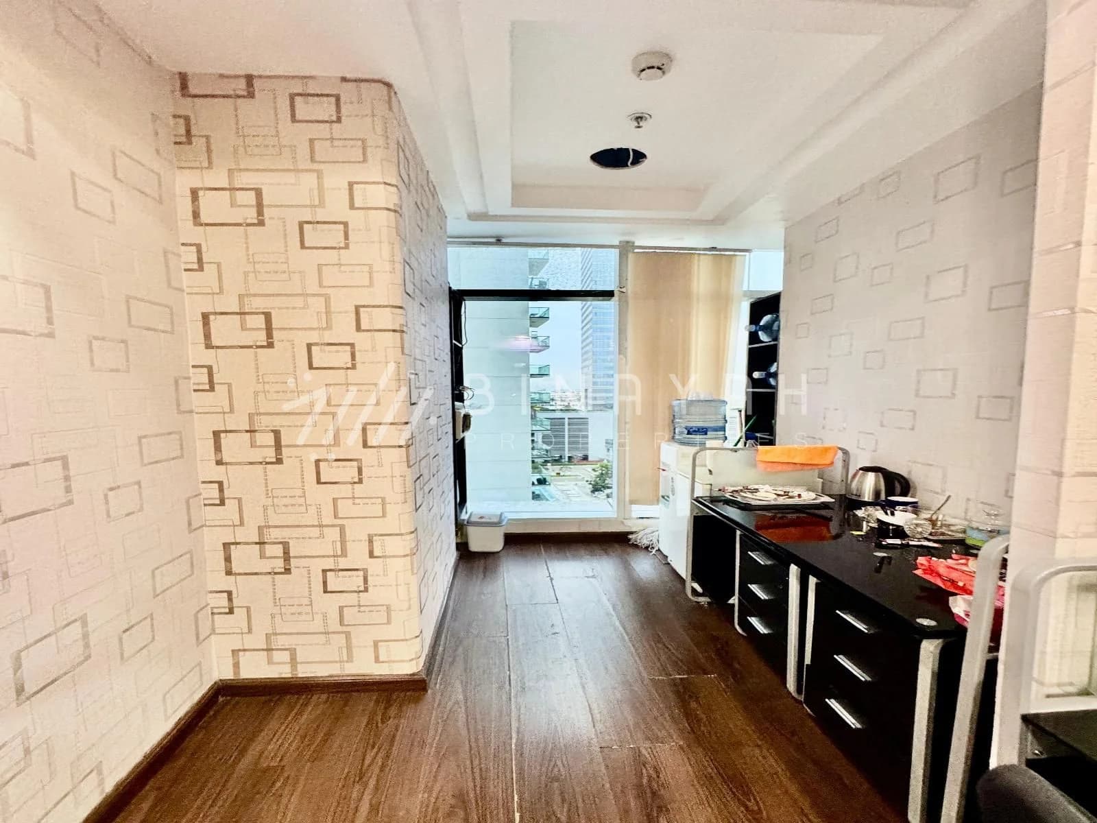 Near To Metro Fully Fitted Furnished By R 14753