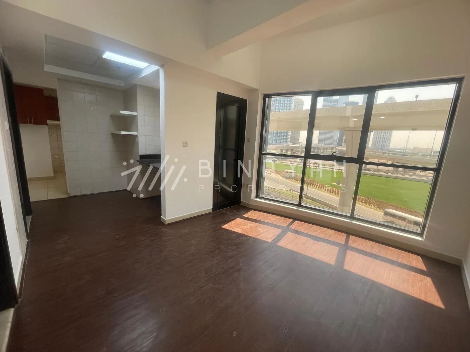 Cheapest In The Market Near To Metro Vacant