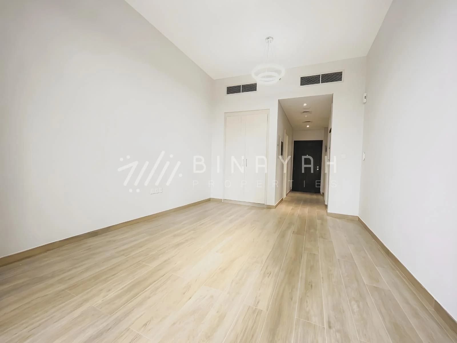 Brand New High Floor Fully Equipped Kitchen