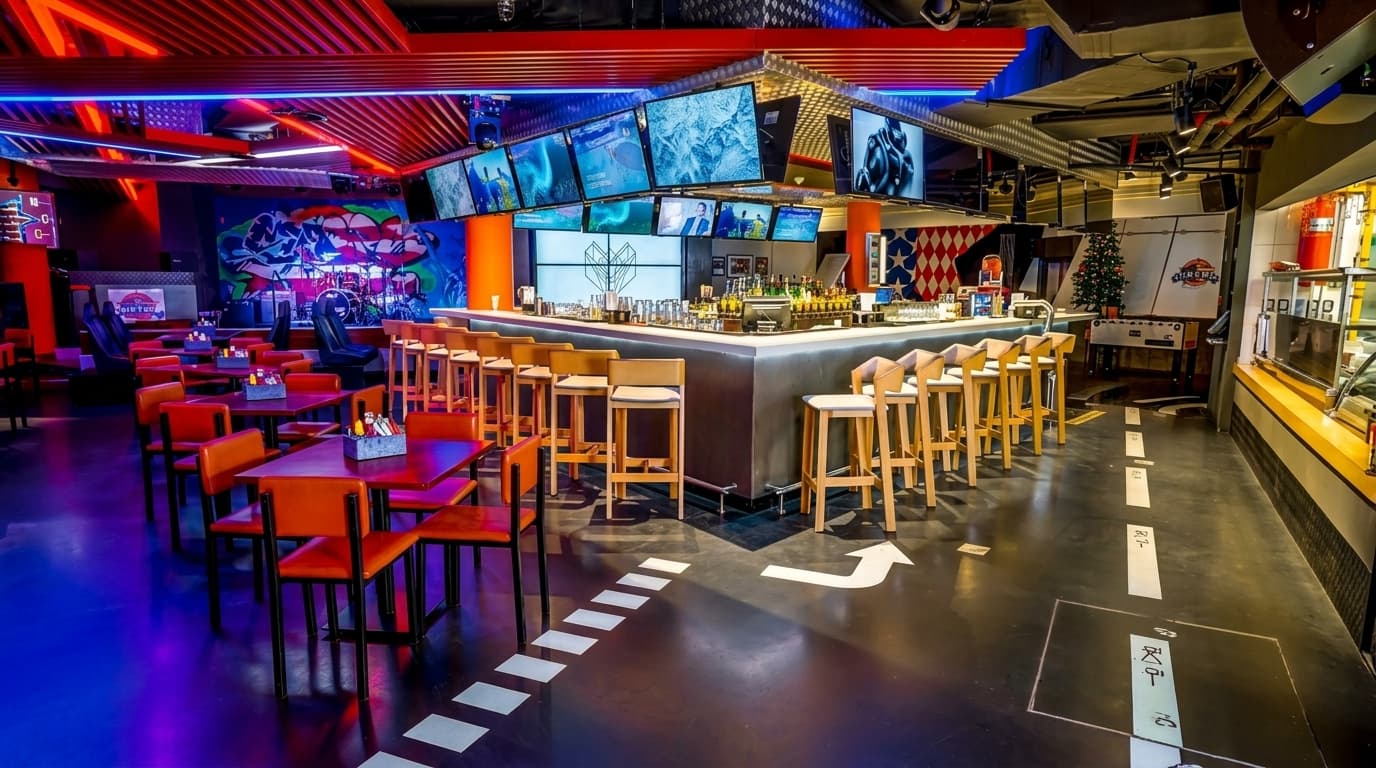 Подходит ли Stars ‘N’ Bars на Yas Marina для просмотра матчей?